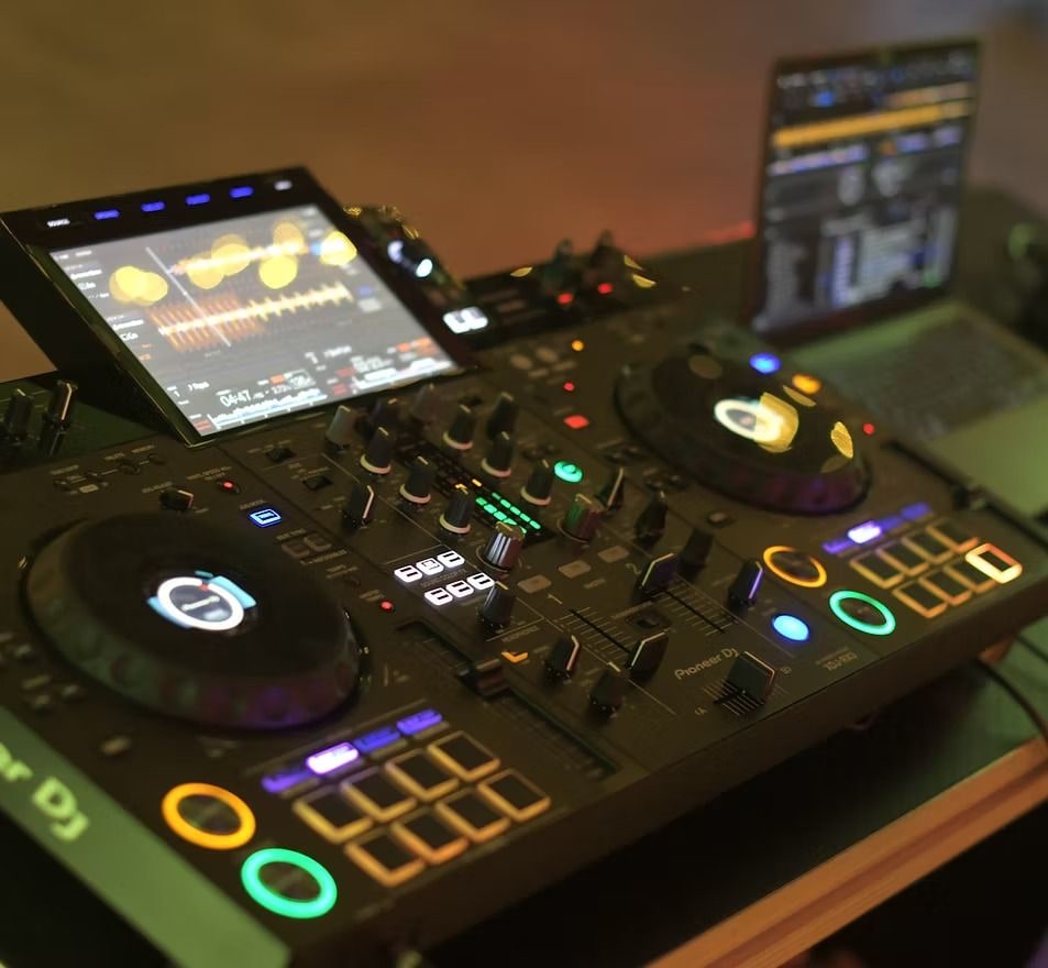 pioneer technics
